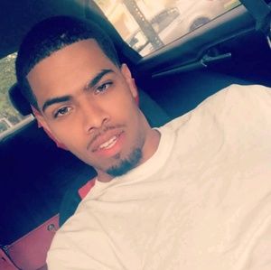 Meet your Posher, Denell